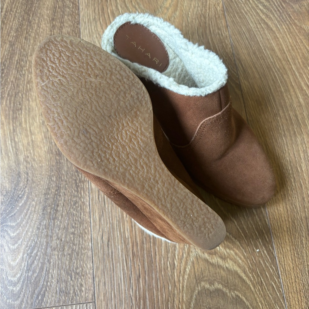 Tahari Tan Suede and Sherling Boot 6.5 - Picture 5 of 5